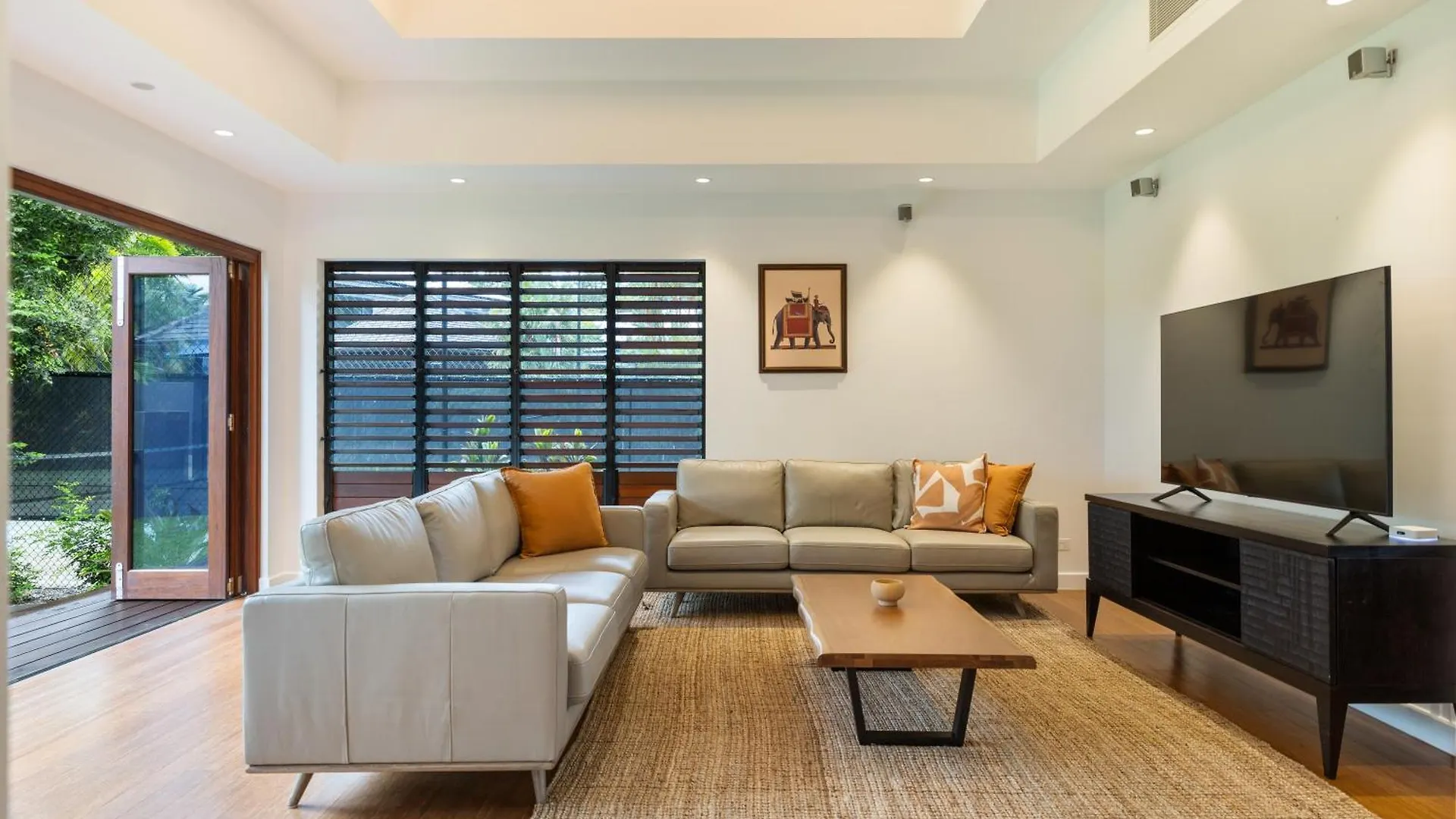 35 Beachfront Mirage Port Douglas Австралия