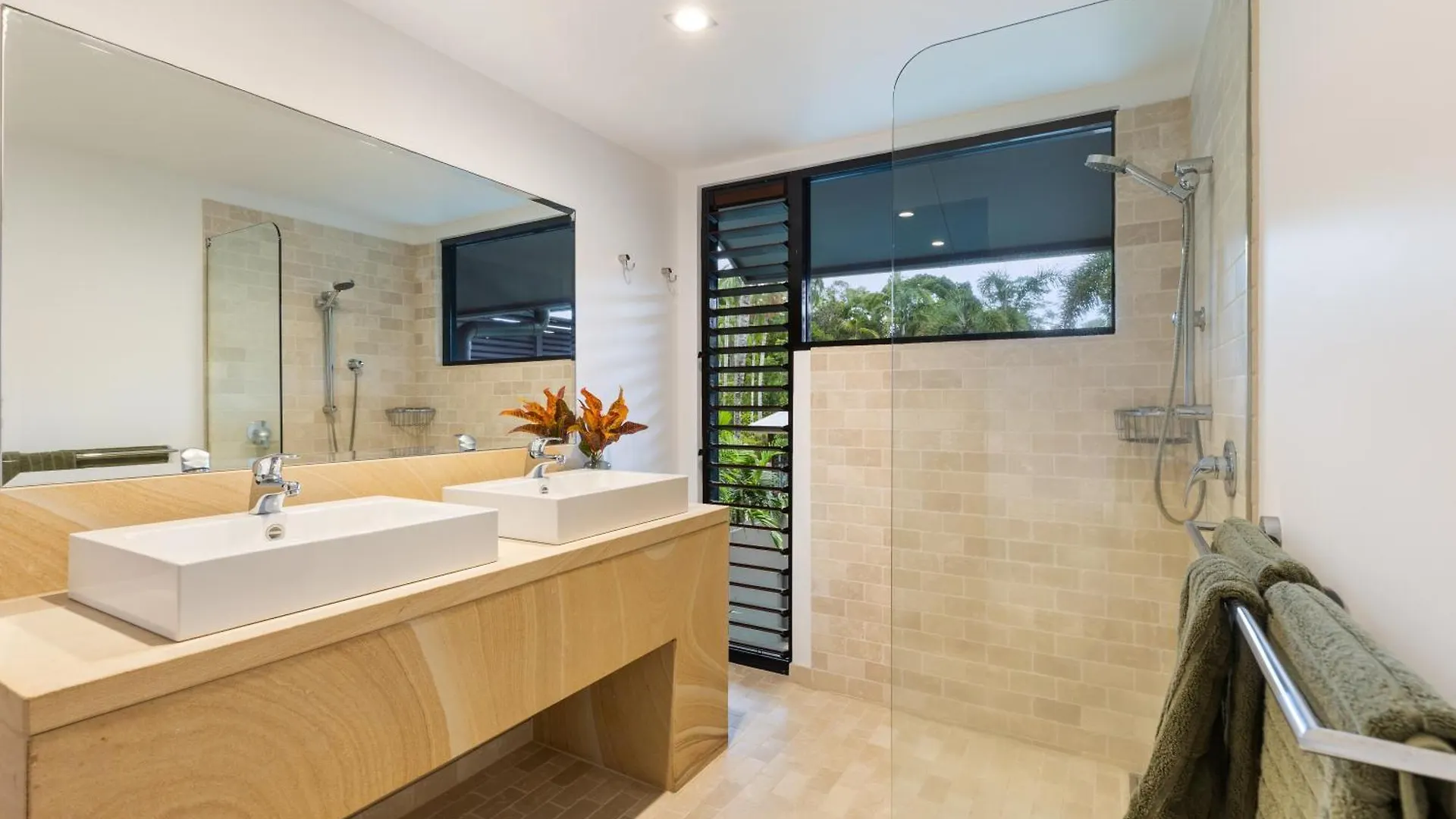 35 Beachfront Mirage Port Douglas Дом отдыха